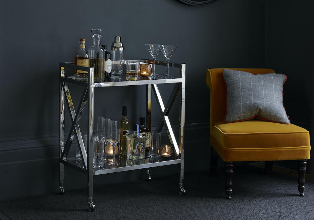 Manhattan drinks trolley